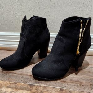 Black suede Journee Collection Booties